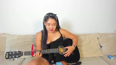 Snapshot of melodygoddes chatting on July 2026 08:06:02 AM Mia online show from July 2026 08:06:02 AM