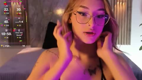 melodylanee online show from November 2025 10:58:01 AM