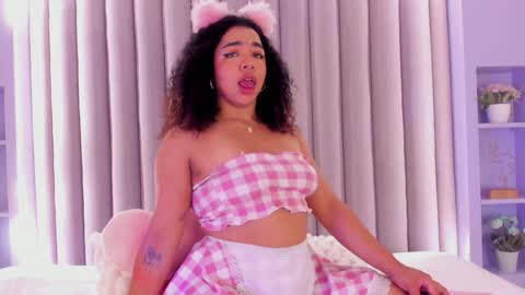  Memphis Williams  online show from February 2025 02:37:01 AM