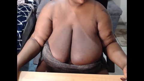 bigboobsass online show from December 2025 12:41:02 AM