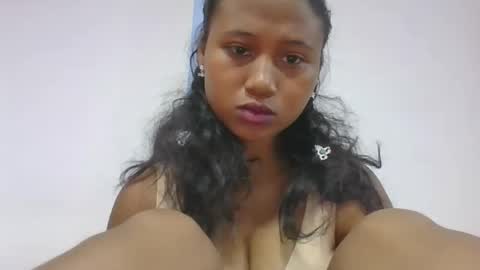 mendrika718601 online show from March 2026 07:05:01 AM