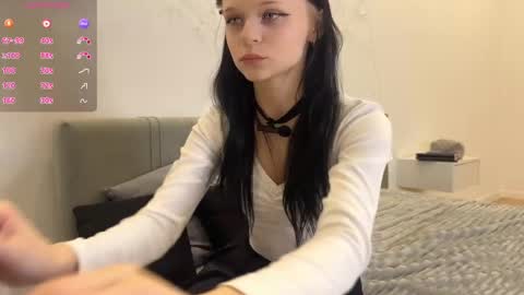 Snapshot of meow3cha chatting on April 2026 05:18:01 PM meow3cha online show from April 2026 05:18:01 PM