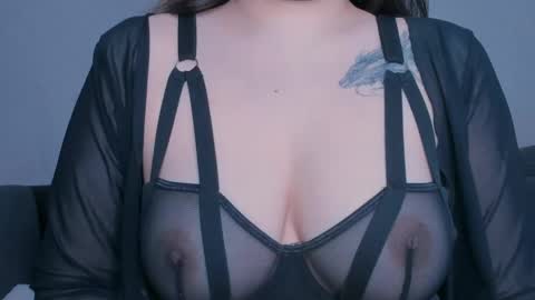 Snapshot of meow_rinnie chatting on June 2026 10:41:01 AM My links --- online show from June 2026 10:41:01 AM