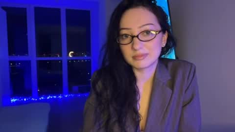 MeowAlika online show from April 2026 06:10:02 PM