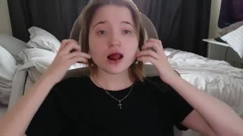 meowme online show from March 2026 10:10:01 AM