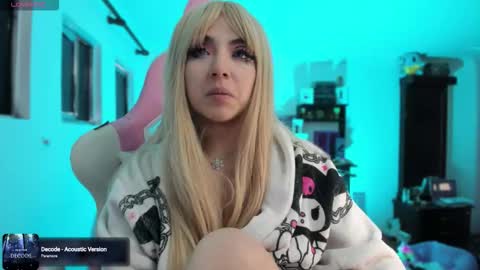 meowmelf online show from December 2025 08:02:02 PM