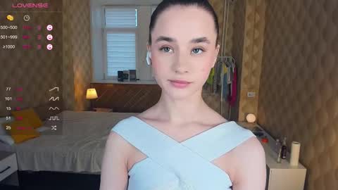 Julie online show from October 2025 12:06:01 PM