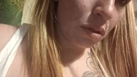 meowzers777 online show from June 2026 04:52:02 AM