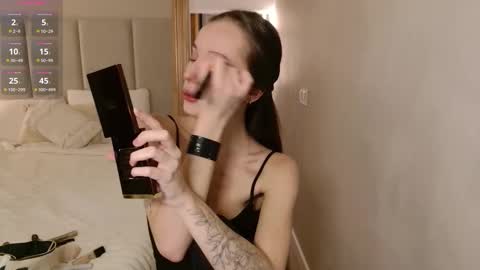 Mercedesss  online show from February 2026 07:01:02 PM