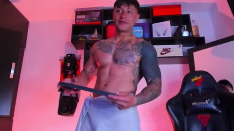Neith online show from September 2025 10:04:01 PM