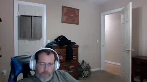 mercer1977 online show from October 2025 05:46:01 PM