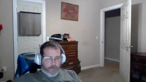 mercer1977 online show from December 2025 09:01:02 PM