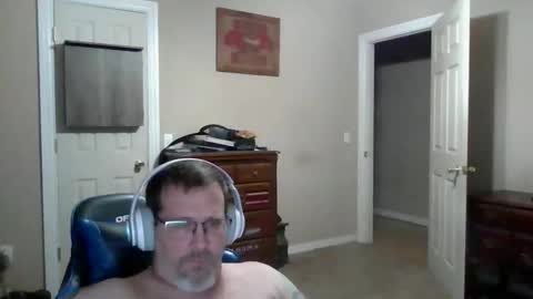 mercer1977 online show from April 2026 11:27:02 AM