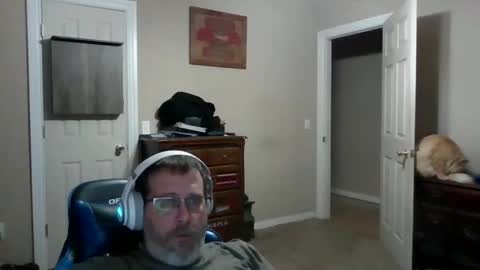 mercer1977 online show from May 2026 03:33:02 AM