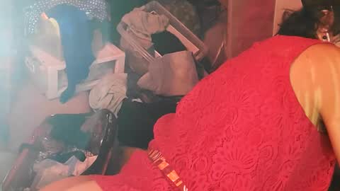 Snapshot of merelyalover chatting on December 2024 10:25:01 AM gurlnips online show from December 2024 10:25:01 AM