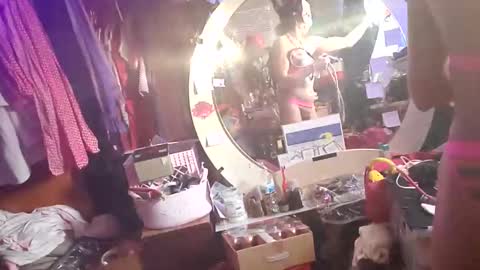 Snapshot of merelyalover chatting on January 2025 11:55:02 PM gurlnips online show from January 2025 11:55:02 PM