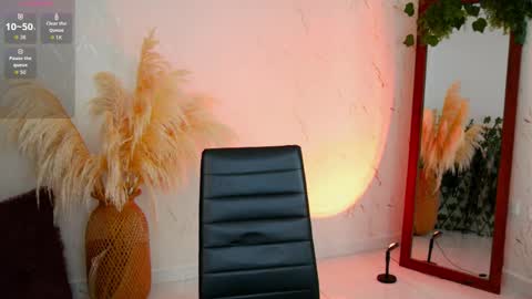 Merida Bell online show from November 2025 12:44:02 PM