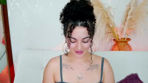 Merida Bell online show from June 2026 10:43:02 PM