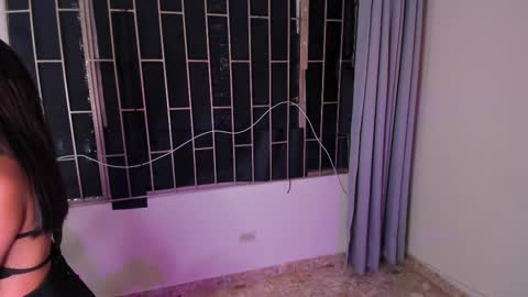 instagram fernandatoloza01  online show from February 2025 06:12:02 AM