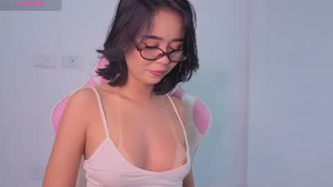 Snapshot of merlin__18 chatting on June 2026 11:24:02 AM Merlin 18 online show from June 2026 11:24:02 AM