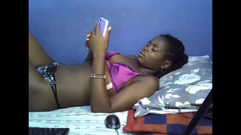 merlin_queen online show from November 2025 06:38:02 AM