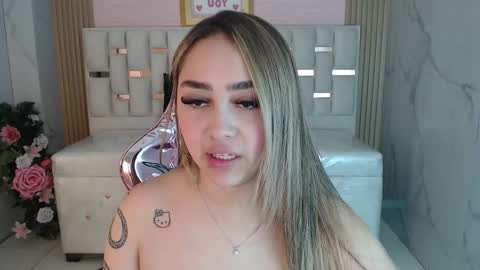 Merloth online show from February 2025 03:01:02 AM