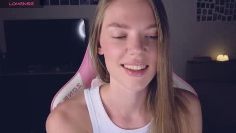 Snapshot of merry_dancers_ chatting on December 2024 06:12:01 PM Susan online show from December 2024 06:12:01 PM