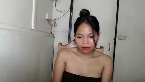 merryrose143 online show from April 2026 05:50:01 PM