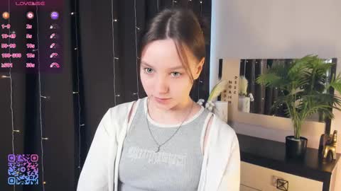 Lollita online show from March 2025 07:24:01 AM