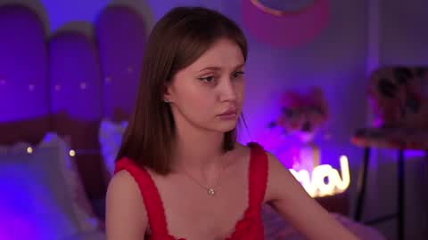 Snapshot of merylew chatting on July 2026 05:10:01 AM Anna online show from July 2026 05:10:01 AM