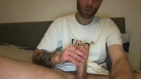 messageme11 online show from February 2025 10:36:02 PM