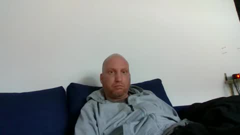 metaller123456 online show from March 2026 05:06:01 PM