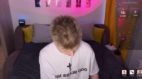 Arthur online show from January 2026 06:43:02 PM