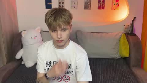 Arthur online show from May 2026 06:16:01 PM