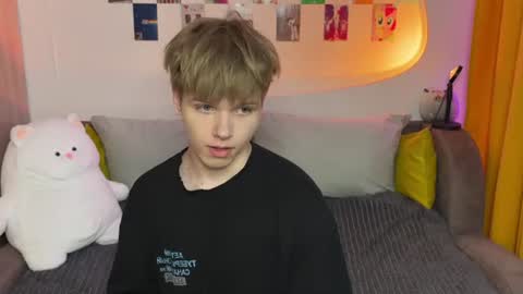 Arthur online show from June 2026 07:51:01 PM