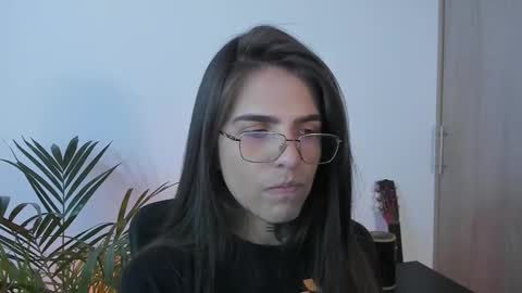 Meurif online show from March 2026 01:03:01 AM