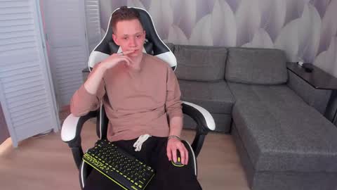 MEVERIK OUSHEN online show from April 2026 01:12:02 PM