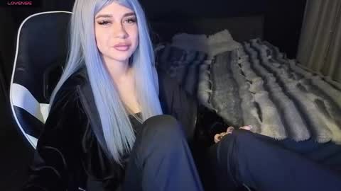 Snapshot of mezzalunaa chatting on May 2026 09:09:01 PM vollmond online show from May 2026 09:09:01 PM