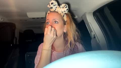 mezzy69 online show from January 2025 10:11:02 AM