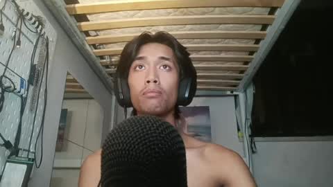 Snapshot of mhhhniceass chatting on July 2026 12:28:01 AM hyde online show from July 2026 12:28:01 AM