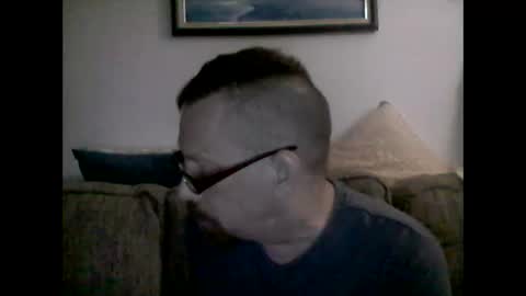 Snapshot of mhitch924 chatting on May 2026 02:06:02 AM mhitch924 online show from May 2026 02:06:02 AM