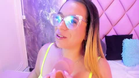 MHONIK BELUCI online show from March 2026 10:48:01 PM