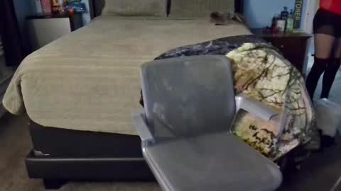 Mia online show from December 2024 06:13:02 AM