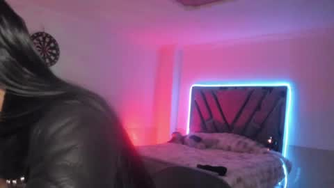 mia__gates online show from June 2026 01:28:02 AM