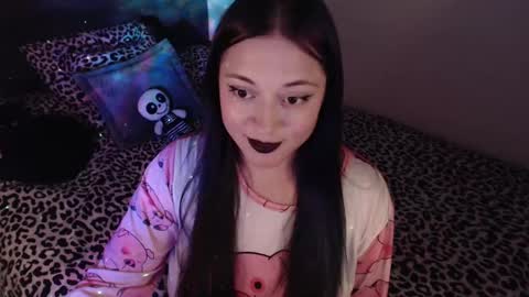 mia online show from February 2025 05:31:01 AM