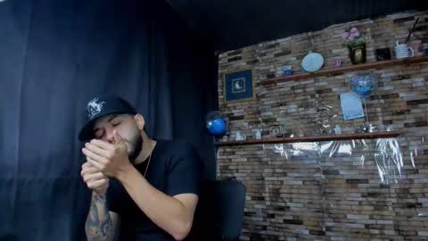 Mia and vincentt model indepent online show from October 2025 04:02:02 AM