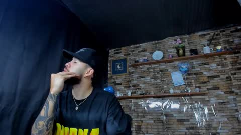 Mia and vincentt model indepent online show from October 2025 02:41:02 AM