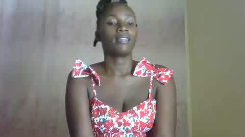 Snapshot of mia_bellah chatting on February 2026 02:42:02 PM aishah petite online show from February 2026 02:42:02 PM