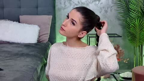 Freya Allen online show from January 2025 09:15:01 PM