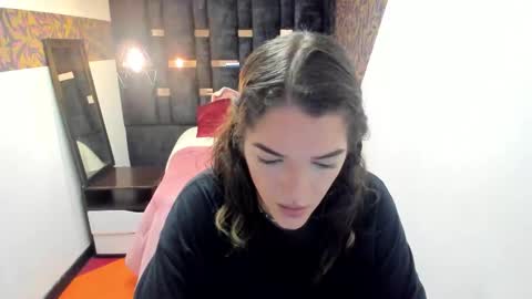 MIA CARTER online show from October 2025 07:49:01 PM